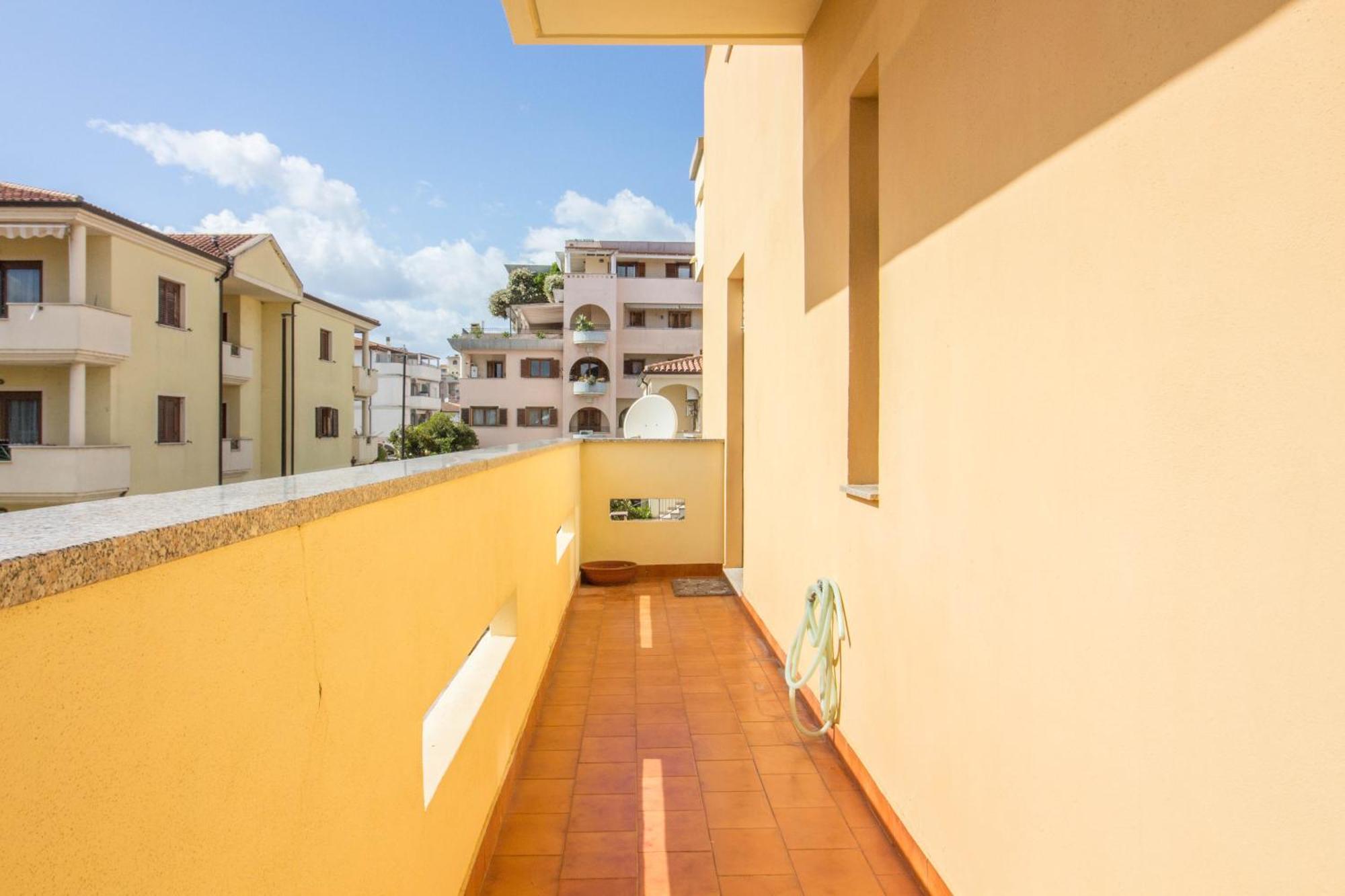 Olbia - Comfy Apartment Near The Airport! Экстерьер фото